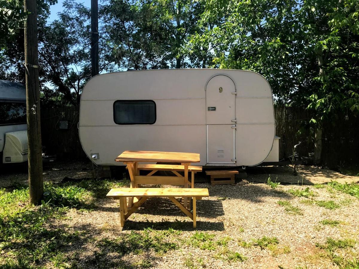 Camping Oaza Бела-Црква Екстер'єр фото