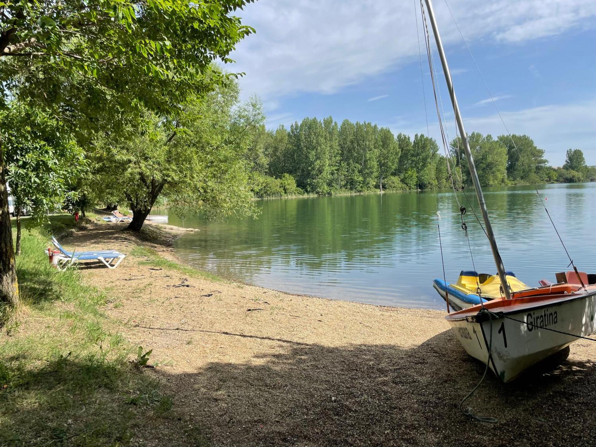 Готель Camping Oaza Бела-Црква Екстер'єр фото