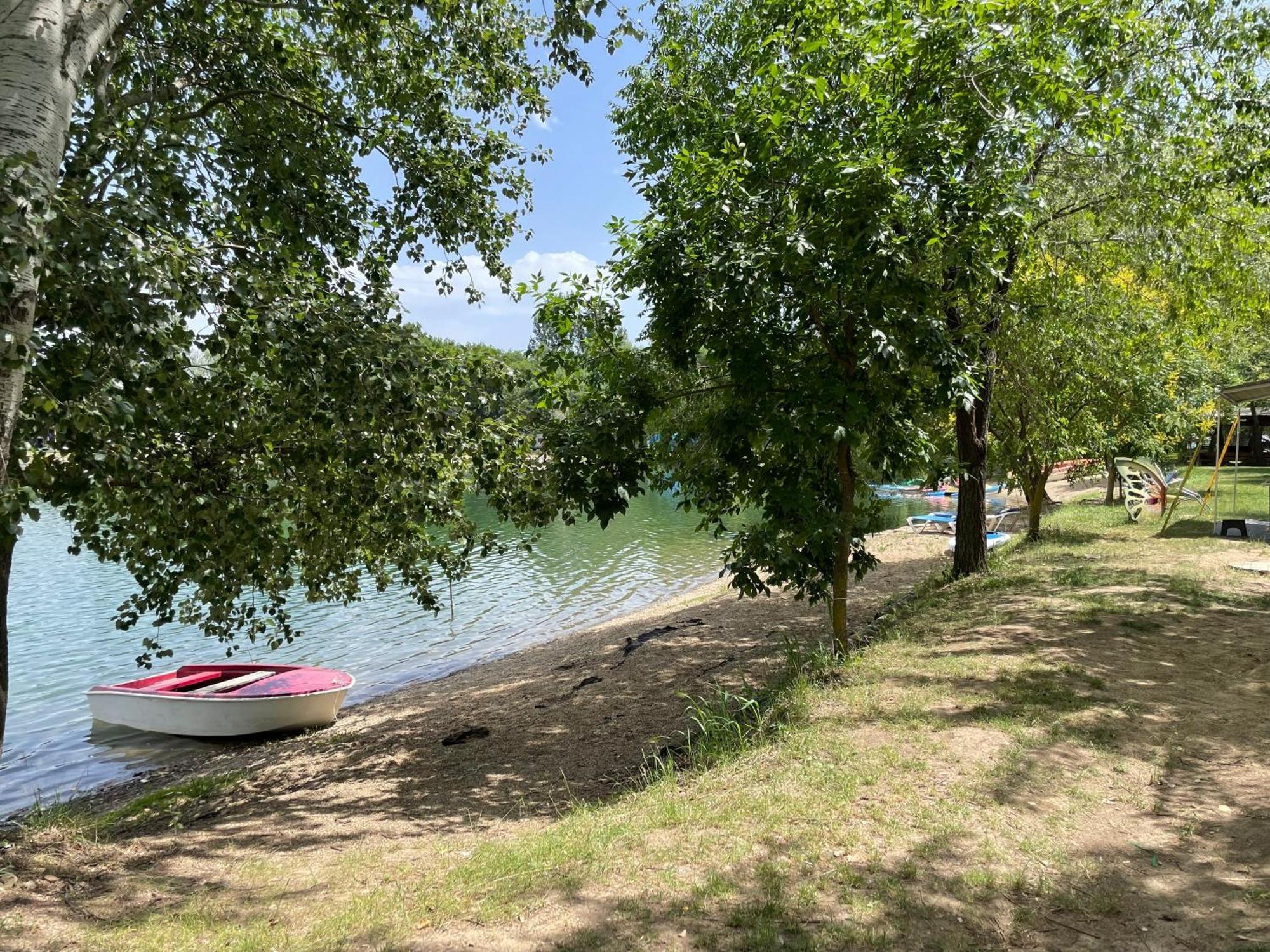 Camping Oaza Бела-Црква Екстер'єр фото