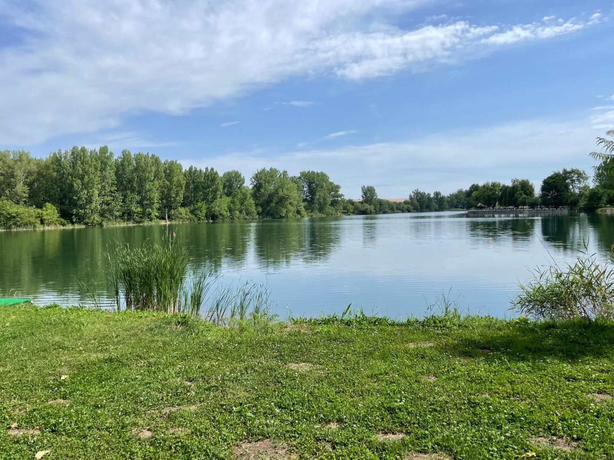 Camping Oaza Бела-Црква Екстер'єр фото